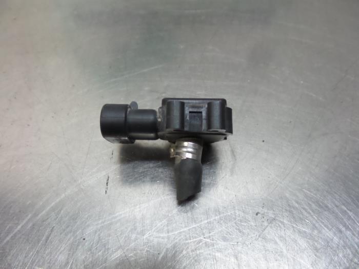 Gebruikte Map Sensor (inlaatspruitstuk) Opel Vivaro 1.9 DTI 16V Prijs € 15,00 Margeregeling aangeboden door Autodemontagebedrijf Otte