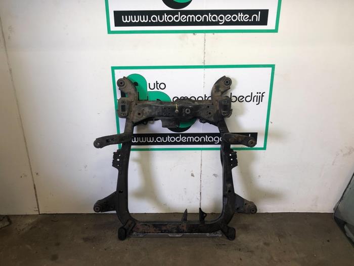 Gebruikte Subframe Opel Zafira (M75) 2.2 16V Direct Ecotec Prijs € 75,00 Margeregeling aangeboden door Autodemontagebedrijf Otte