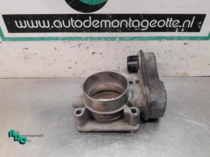 Gebruikte Gasklephuis Opel Zafira (M75) 2.2 16V Direct Ecotec Prijs € 15,00 Margeregeling aangeboden door Autodemontagebedrijf Otte