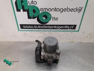 Gebruikte ABS Pomp Fiat Panda (169) 1.2 Fire Prijs € 25,00 Margeregeling aangeboden door Autodemontagebedrijf Otte