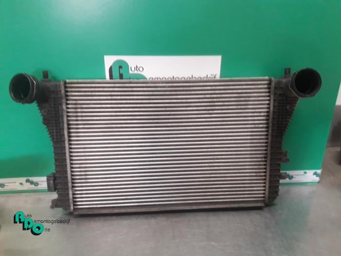 Gebruikte Intercooler Volkswagen Jetta III (1K2) 1.9 TDI Prijs € 40,00 Margeregeling aangeboden door Autodemontagebedrijf Otte