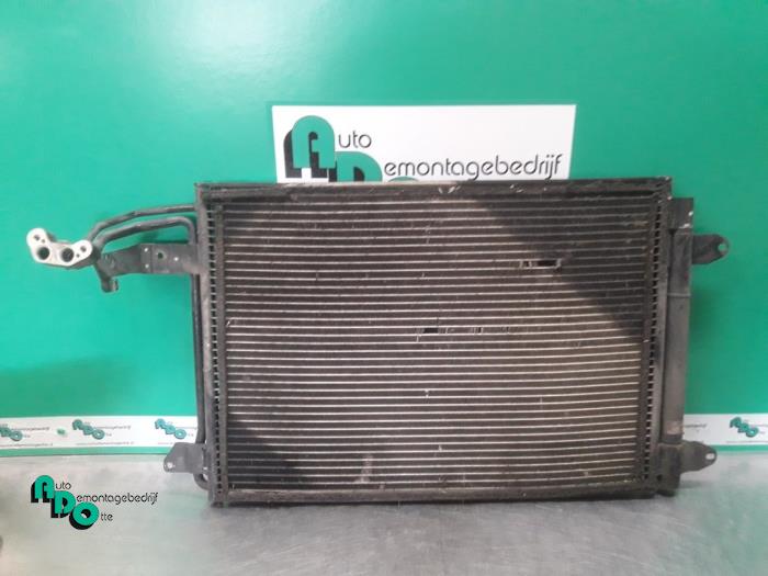 Gebruikte Airco Condensor Volkswagen Jetta III (1K2) 1.9 TDI Prijs € 30,00 Margeregeling aangeboden door Autodemontagebedrijf Otte