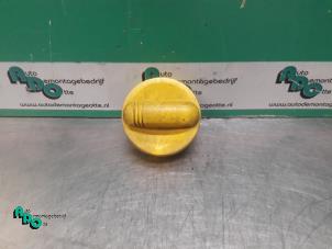 Gebruikte Oliedop Nissan Interstar (X70) 2.5 dCi 16V Prijs € 5,00 Margeregeling aangeboden door Autodemontagebedrijf Otte