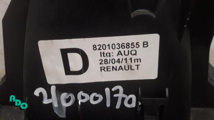 Versnellingsbak Mechaniek van een Renault Twingo II (CN) 1.5 dCi 90 FAP 2011