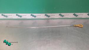 Gebruikte Olie Peilstok Daihatsu Cuore (L251/271/276) 1.0 12V DVVT Prijs € 10,00 Margeregeling aangeboden door Autodemontagebedrijf Otte