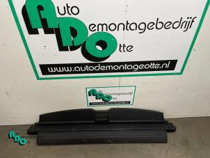 Gebruikte Rolhoes Bagageruimte Seat Cordoba Vario (6K5) 1.6i Prijs € 40,00 Margeregeling aangeboden door Autodemontagebedrijf Otte