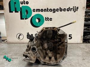 Gebruikte Versnellingsbak Renault Twingo II (CN) 1.5 dCi 90 FAP Prijs € 150,00 Margeregeling aangeboden door Autodemontagebedrijf Otte