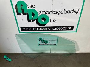 Gebruikte Deurruit 2Deurs rechts Volkswagen Polo V (6R) 1.2 TDI 12V BlueMotion Prijs € 40,00 Margeregeling aangeboden door Autodemontagebedrijf Otte