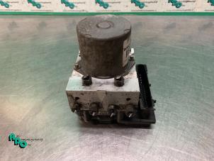 Gebruikte ABS Pomp Fiat Punto II (188) 1.4 16V Prijs € 30,00 Margeregeling aangeboden door Autodemontagebedrijf Otte