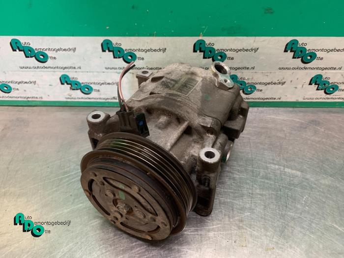 Gebruikte Aircopomp Fiat Punto II (188) 1.4 16V Prijs € 15,00 Margeregeling aangeboden door Autodemontagebedrijf Otte