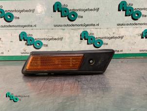 Gebruikte Clignoteur rechts BMW 3 serie (E36/4) 318i Prijs € 5,00 Margeregeling aangeboden door Autodemontagebedrijf Otte