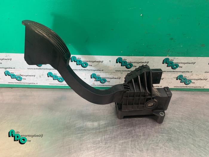 Gebruikte Gaspedaalpositie Sensor Ford Ka II 1.2 Prijs € 20,00 Margeregeling aangeboden door Autodemontagebedrijf Otte