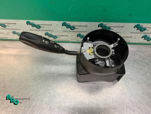 Gebruikte Pinker Schakelaar Mercedes Sprinter 3,5t (906.63) 313 CDI 16V Prijs € 36,30 Inclusief btw aangeboden door Autodemontagebedrijf Otte