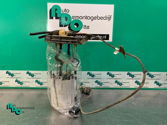 Gebruikte Tank element Pomp Mercedes Sprinter 3,5t (906.63) 313 CDI 16V Prijs € 30,25 Inclusief btw aangeboden door Autodemontagebedrijf Otte
