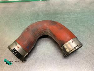 Gebruikte Intercooler Slang Mercedes Sprinter 3,5t (906.63) 313 CDI 16V Prijs € 30,25 Inclusief btw aangeboden door Autodemontagebedrijf Otte