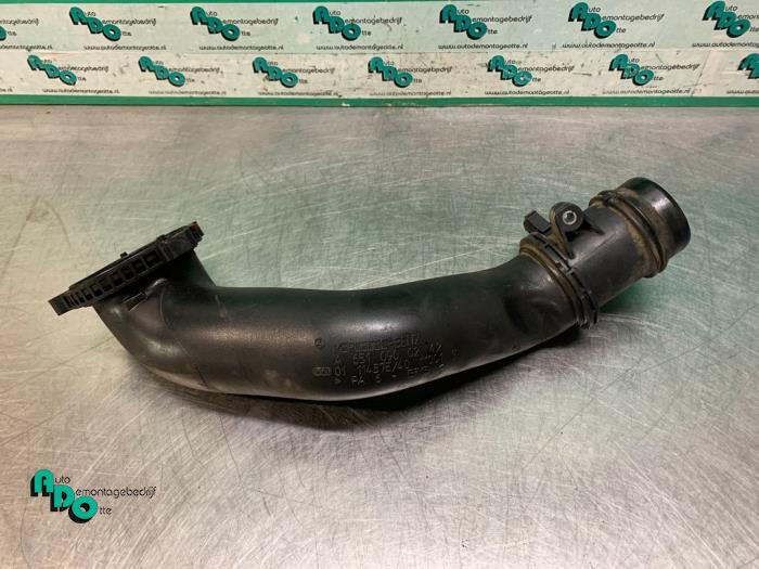 Gebruikte Intercooler Buis Mercedes Sprinter 3,5t (906.63) 313 CDI 16V Prijs € 30,25 Inclusief btw aangeboden door Autodemontagebedrijf Otte