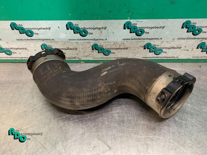 Gebruikte Intercooler Slang Mercedes Sprinter 3,5t (906.63) 313 CDI 16V Prijs € 30,25 Inclusief btw aangeboden door Autodemontagebedrijf Otte