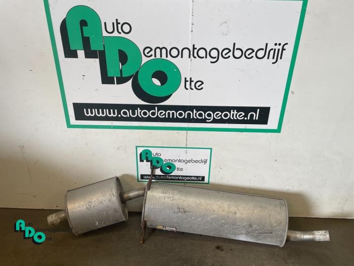 Gebruikte Uitlaat Middendemper Fiat Multipla (186) 1.6 16V 100 SX,ELX Prijs € 40,00 Margeregeling aangeboden door Autodemontagebedrijf Otte