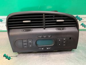 Gebruikte Chaufage Bedieningspaneel Seat Altea (5P1) 1.6 Prijs € 50,00 Margeregeling aangeboden door Autodemontagebedrijf Otte