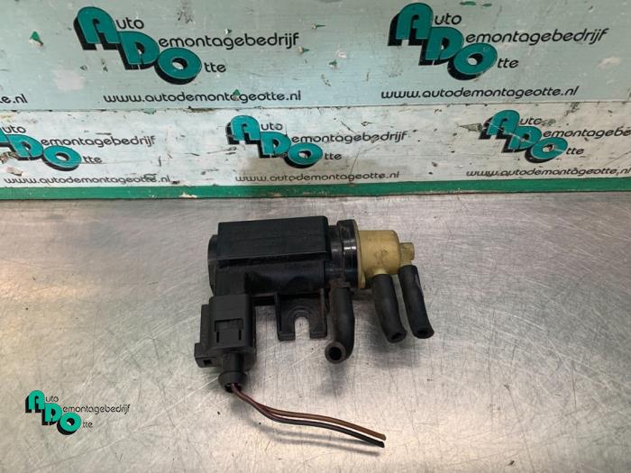 Gebruikte Overdrukklep Turbo Audi A3 Sportback (8PA) 2.0 TDI DPF Prijs € 15,00 Margeregeling aangeboden door Autodemontagebedrijf Otte