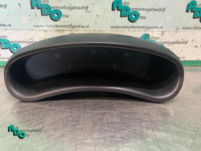 Gebruikte Display Interieur Chevrolet Matiz 0.8 Prijs € 15,00 Margeregeling aangeboden door Autodemontagebedrijf Otte
