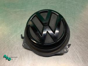 Gebruikte Handgreep Achterklep Volkswagen Polo V (6R) 1.2 12V BlueMotion Technology Prijs € 15,00 Margeregeling aangeboden door Autodemontagebedrijf Otte