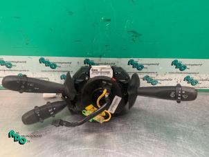 Gebruikte Combischakelaar Stuurkolom Alfa Romeo GT (937) 1.9 JTD 16V Multijet Prijs € 60,00 Margeregeling aangeboden door Autodemontagebedrijf Otte