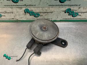 Gebruikte Claxon Smart Forfour (454) 1.1 12V Prijs € 10,00 Margeregeling aangeboden door Autodemontagebedrijf Otte