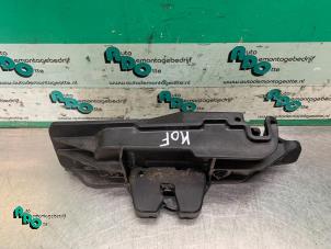 Gebruikte Slotmechaniek Achterklep Citroen C2 (JM) 1.4 Prijs € 20,00 Margeregeling aangeboden door Autodemontagebedrijf Otte