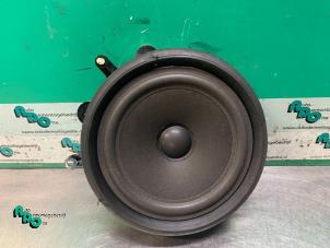 Gebruikte Luidspreker Audi A4 Avant (B6) 2.0 20V Prijs € 10,00 Margeregeling aangeboden door Autodemontagebedrijf Otte