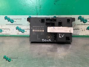 Gebruikte Deur module Mercedes E Combi (S211) 3.2 E-320 CDI 24V Prijs € 30,00 Margeregeling aangeboden door Autodemontagebedrijf Otte