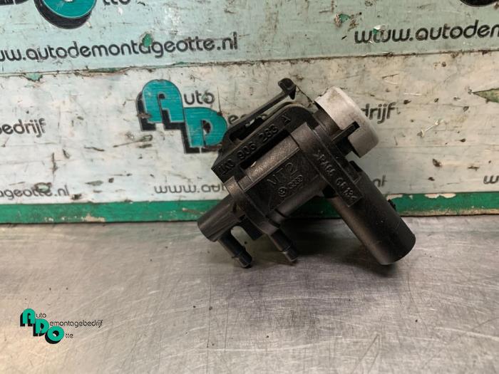 Gebruikte Turbodrukregelaar Volkswagen Caddy III (2KA,2KH,2CA,2CH) 1.6 TDI 16V Prijs € 15,00 Margeregeling aangeboden door Autodemontagebedrijf Otte