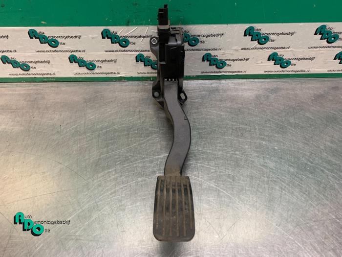 Gebruikte Gaspedaalpositie Sensor Peugeot 208 I (CA/CC/CK/CL) 1.4 HDi Prijs € 30,00 Margeregeling aangeboden door Autodemontagebedrijf Otte
