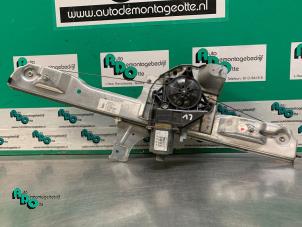 Gebruikte Raammechaniek 4Deurs links-voor Peugeot 208 I (CA/CC/CK/CL) 1.4 HDi Prijs € 35,00 Margeregeling aangeboden door Autodemontagebedrijf Otte