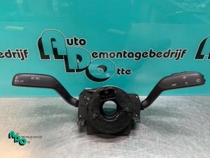 Gebruikte Combischakelaar Stuurkolom Seat Ibiza IV SC (6J1) 1.4 16V Prijs € 30,00 Margeregeling aangeboden door Autodemontagebedrijf Otte