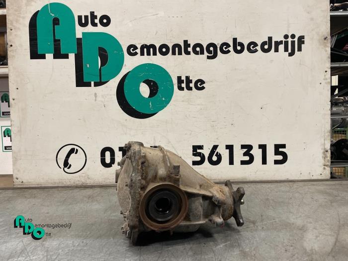 Gebruikte Differentieel achter Mercedes E Combi (S211) 3.2 E-320 CDI 24V Prijs € 100,00 Margeregeling aangeboden door Autodemontagebedrijf Otte
