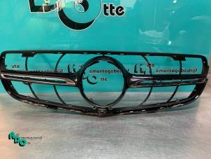 Gebruikte Grille Mercedes GLC Coupe (C253) Prijs € 20,00 Margeregeling aangeboden door Autodemontagebedrijf Otte