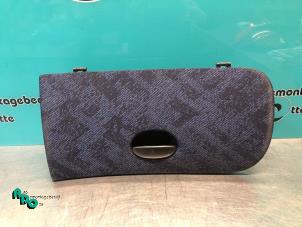 Gebruikte Dashboardkastje Peugeot 206 (2A/C/H/J/S) 1.9 D Prijs € 15,00 Margeregeling aangeboden door Autodemontagebedrijf Otte