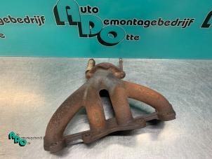 Gebruikte Spruitstuk Uitlaat Renault Twingo II (CN) 1.2 Prijs € 30,00 Margeregeling aangeboden door Autodemontagebedrijf Otte