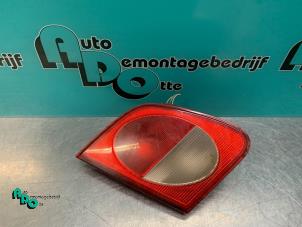 Gebruikte Achterlicht links Mercedes E (W210) 2.0 E-200 16V Prijs € 15,00 Margeregeling aangeboden door Autodemontagebedrijf Otte