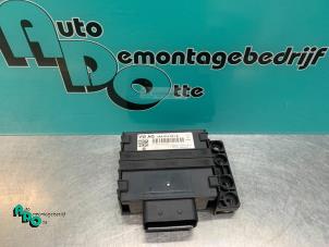 Gebruikte Centrale Deurvergrendelings Module Volkswagen Golf VI (5K1) 1.6 TDI 16V Prijs € 20,00 Margeregeling aangeboden door Autodemontagebedrijf Otte