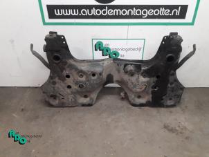 Gebruikte Subframe Fiat Doblo Cargo (263) 1.6 D Multijet Prijs € 100,00 Margeregeling aangeboden door Autodemontagebedrijf Otte