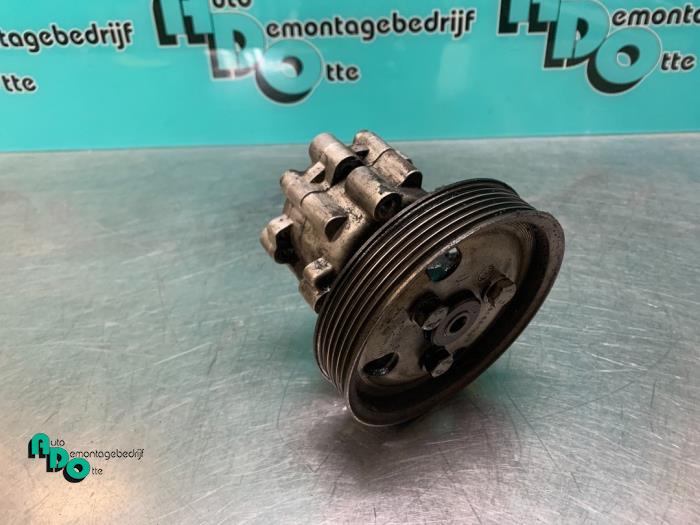Gebruikte Servopomp Fiat Doblo Cargo (263) 1.6 D Multijet Prijs € 50,00 Margeregeling aangeboden door Autodemontagebedrijf Otte