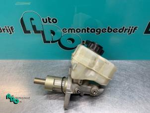 Gebruikte Hoofdremcilinder BMW 3 serie (E90) 318i 16V Prijs € 20,00 Margeregeling aangeboden door Autodemontagebedrijf Otte