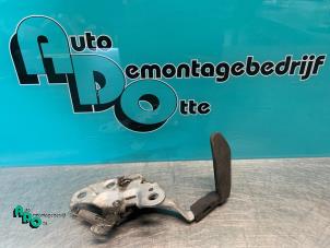 Gebruikte Slotmechaniek Motorkap Citroen C2 (JM) 1.4 Prijs € 15,00 Margeregeling aangeboden door Autodemontagebedrijf Otte