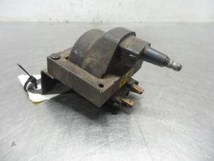 Gebruikte Bobine Opel Vectra A (86/87) 1.6 i Prijs € 20,00 Margeregeling aangeboden door Autodemontagebedrijf Otte