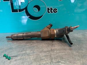 Gebruikte Verstuiver (diesel) Opel Movano (4A1; 4A2; 4B2; 4B3; 4C2; 4C3) 1.9 CDTI Prijs € 30,00 Margeregeling aangeboden door Autodemontagebedrijf Otte