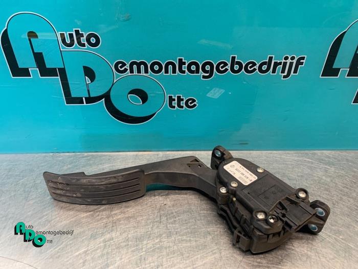 Gebruikte Gaspedaalpositie Sensor Dacia Logan MCV I (KS) 1.5 dCi Prijs € 35,00 Margeregeling aangeboden door Autodemontagebedrijf Otte