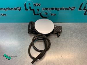 Gebruikte Tank Klep Citroen C4 Grand Picasso (UA) 1.6 16V VTi Prijs € 25,00 Margeregeling aangeboden door Autodemontagebedrijf Otte