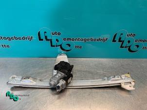 Gebruikte Ruitmechaniek 4Deurs rechts-achter Citroen C4 Grand Picasso (UA) 1.6 16V VTi Prijs € 30,00 Margeregeling aangeboden door Autodemontagebedrijf Otte